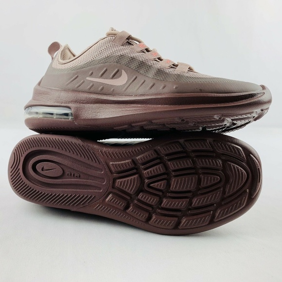 Nike Shoes - NWB Womens Nike Air Max Axis Athletic Running
